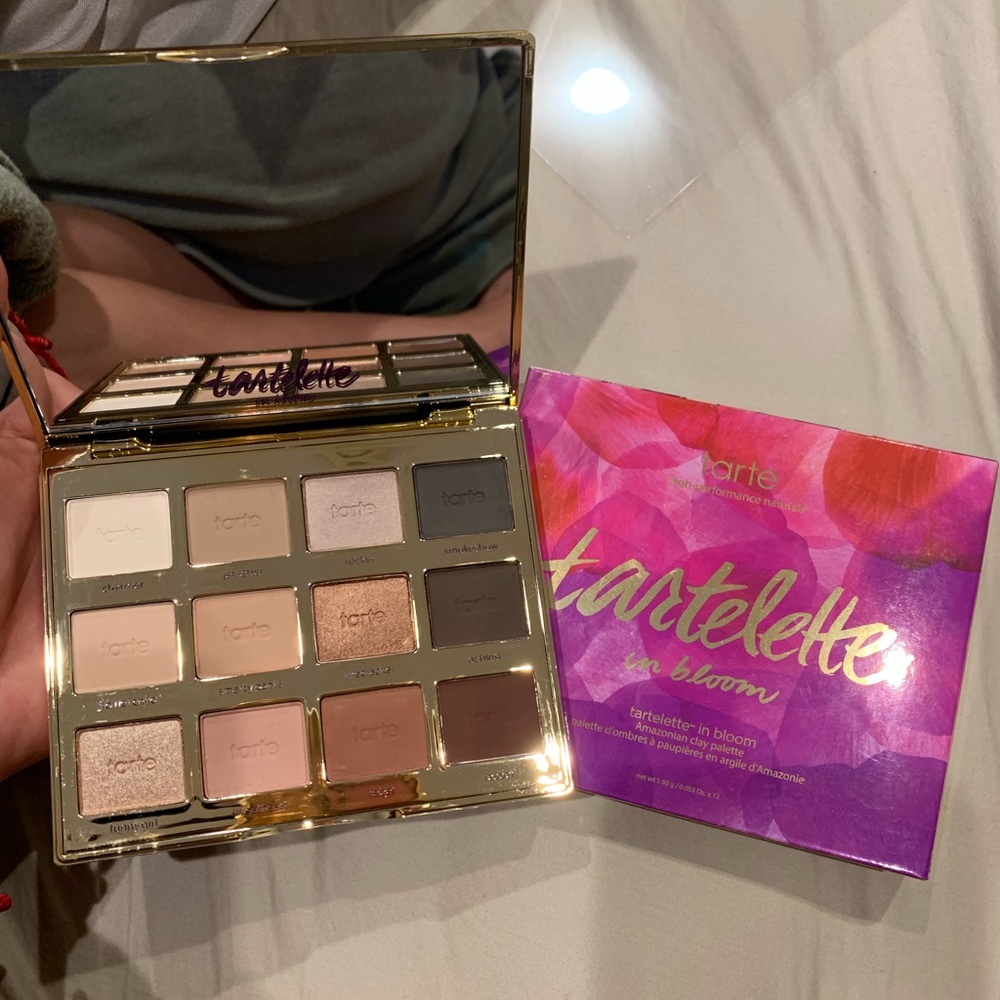 Tarte tartelette in bloom palette